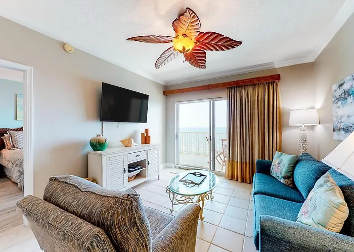 Aparthotel Crystal Shores West 202