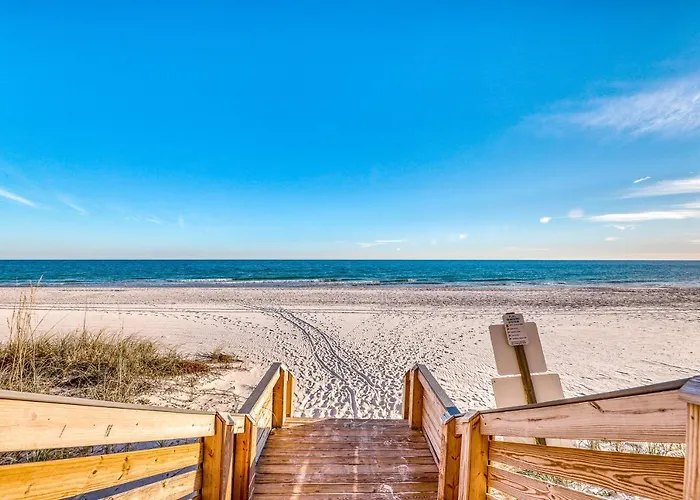 Crystal Shores West 202 Aparthotel 4*