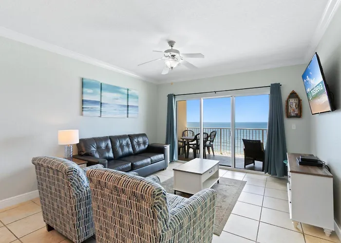 Crystal Shores West 202
