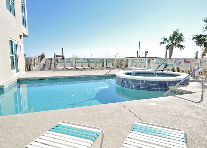 Crystal Shores West 202 Aparthotel